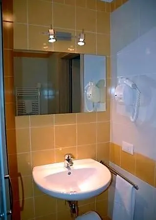 Готель Fiera 3*